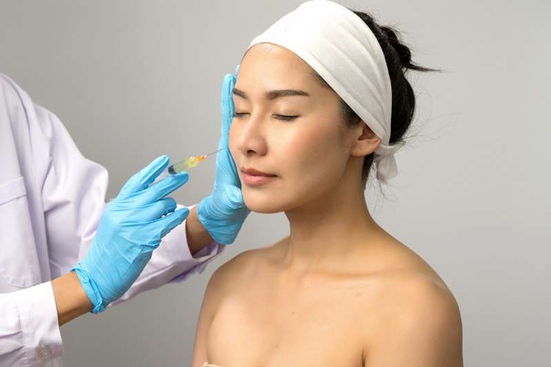 ฉีดฟิลเลอร์แก้มตอบ